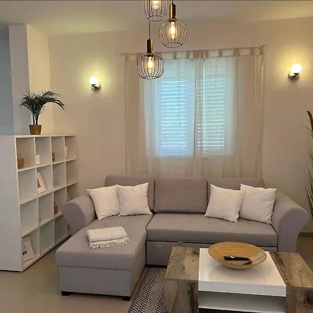 Thesouth بيت للعطل Kraj (Split)